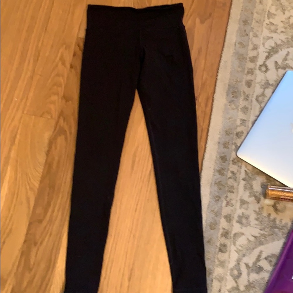 Black leggings
